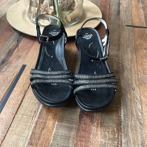 Abeo rhinestone comfort heels 8